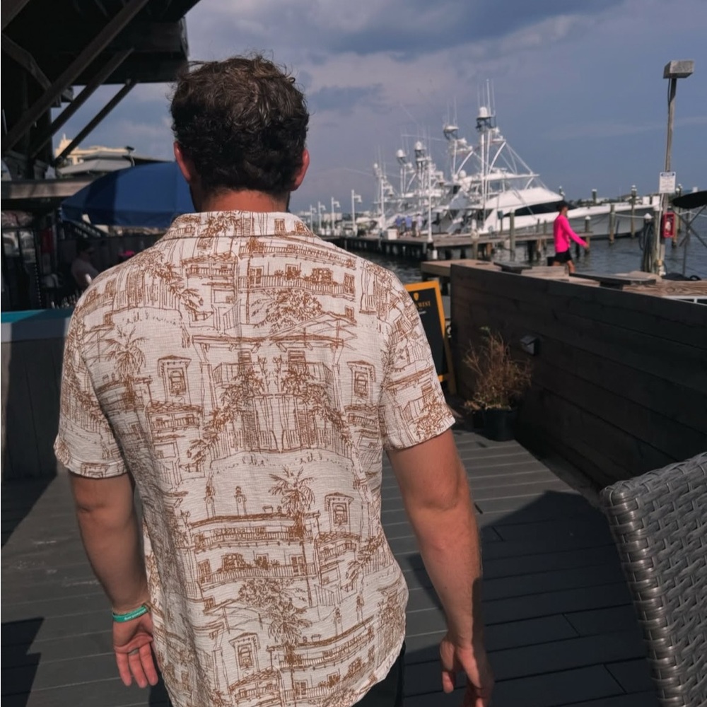 Common People Brown White Graphic Men's Shirt Small Short Sleeve Button Down